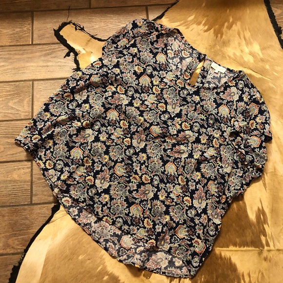 Lucy & Laurel Tops - Lucy and laurel 3x top ๐ Lucy & Laurel Tops - Lucy and laurel 3x top ๐